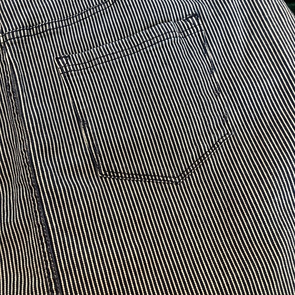 Croft & Barrow Stretch Train Conductor Inspired Denim Skirt Size 14 - Picture 7 of 9